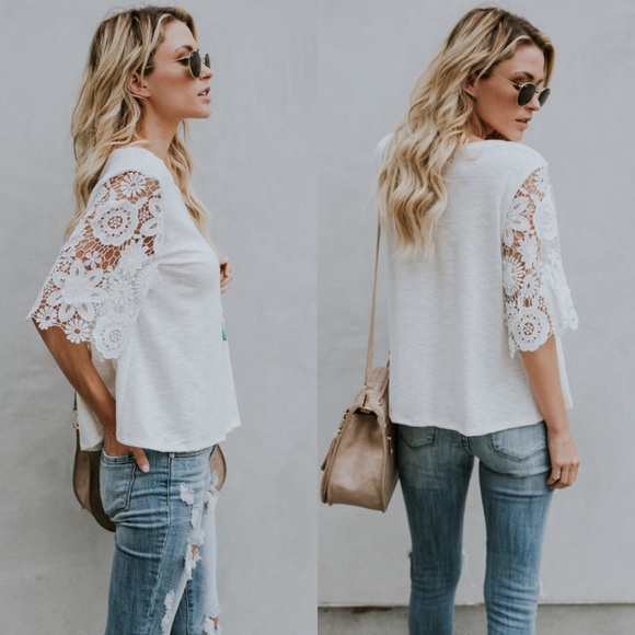 White Crochet bell sleeve top - Picture 3 of 4